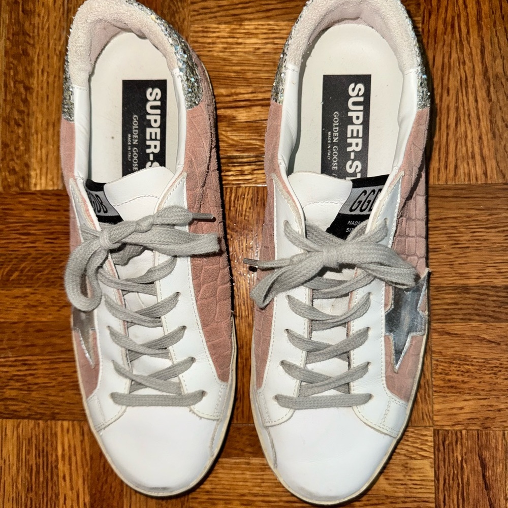 Golden Goose Superstar size 40